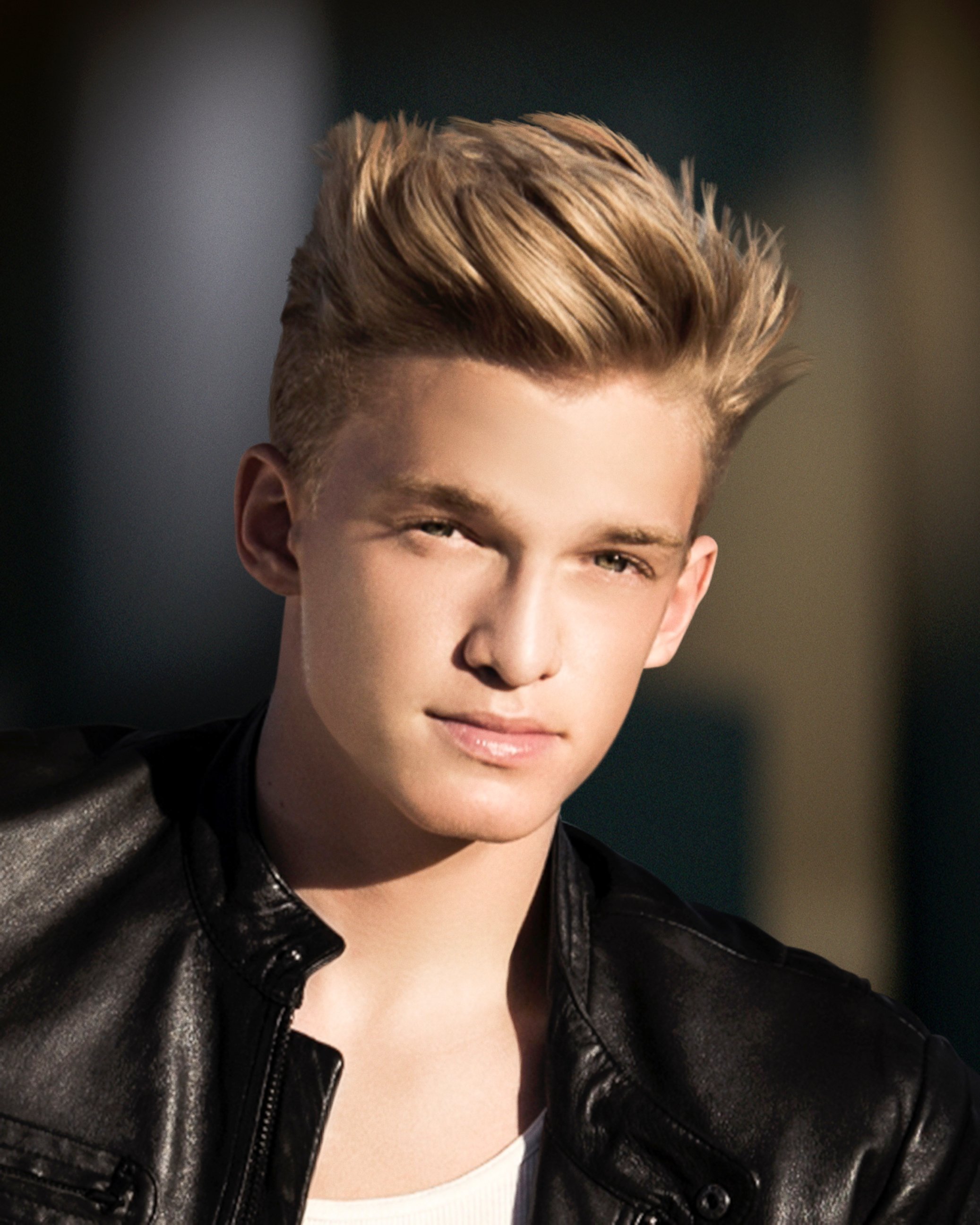 HT_cody_simpson_jef-youtube-emiral